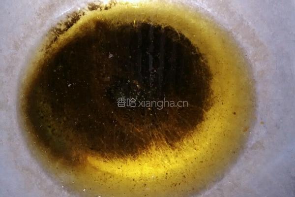 炸土豆片的做法图解2