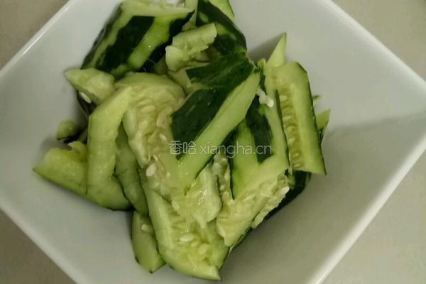 凉拌拍青瓜的做法图解4