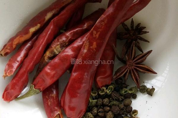 红烧鲤鱼的做法图解3