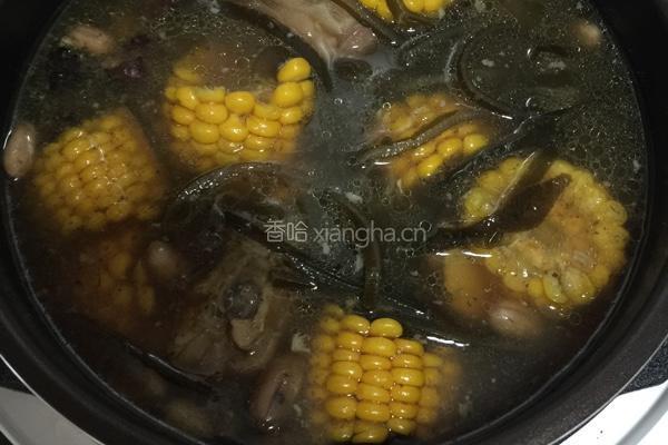 猪蹄玉米美容汤的做法图解6