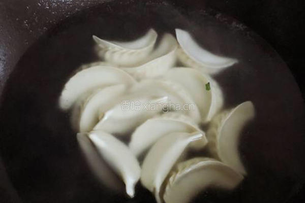 韭菜鲜肉馅饺子的做法图解9