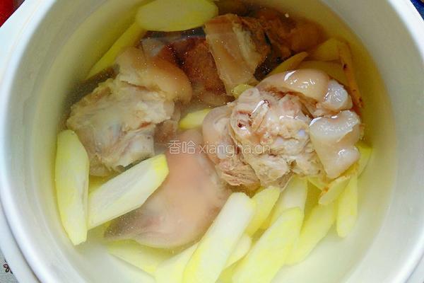 山药炖猪蹄的做法图解9