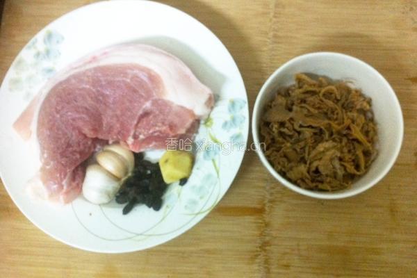 菜干蒸肉末的做法图解1