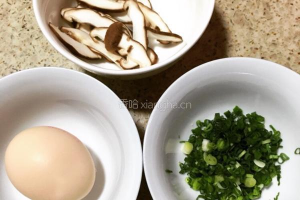 葱香鸡蛋煎饼的做法图解1
