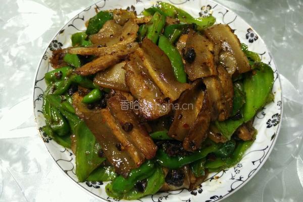 青椒回锅肉的做法图解4