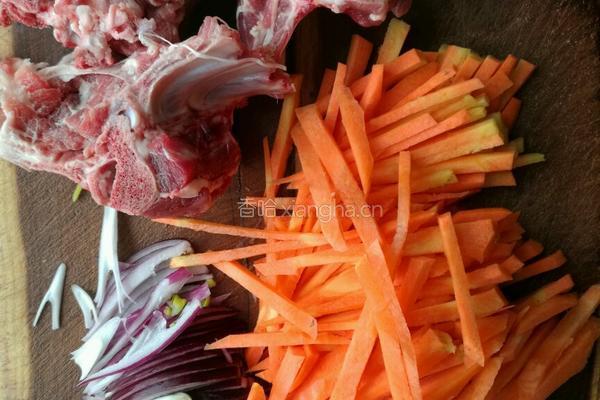 羊肉手抓饭的做法图解1