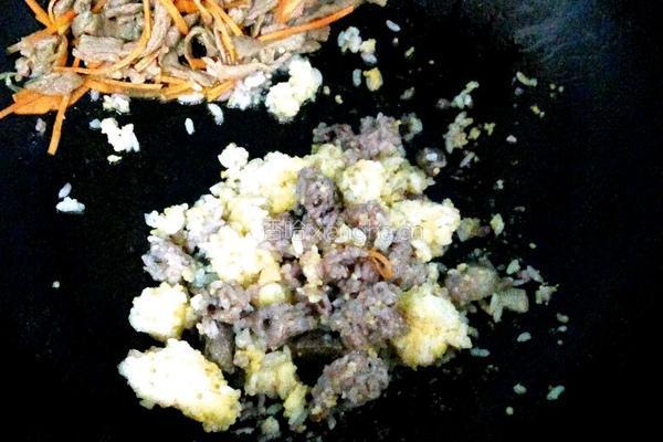 牛肉炒饭的做法图解7