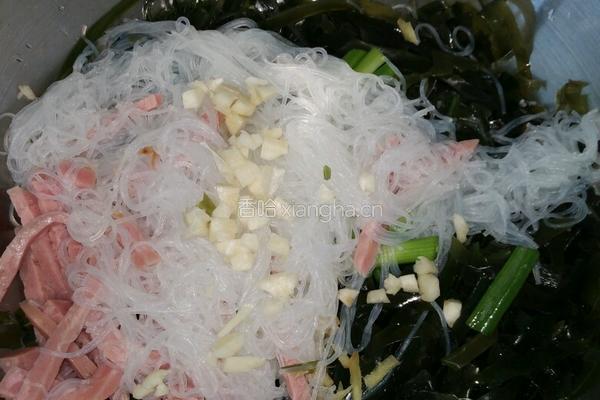 凉拌米粉海带丝的做法图解3