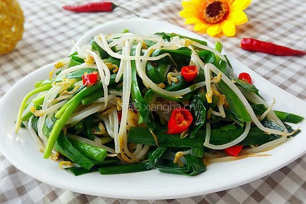 韭菜炒豆芽的做法图解8