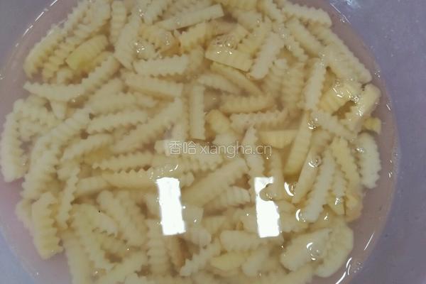 狼牙土豆的做法图解1