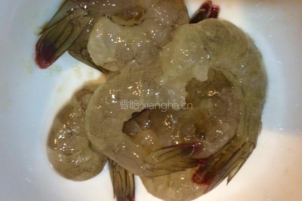 日本豆腐蒸虾仁的做法图解3