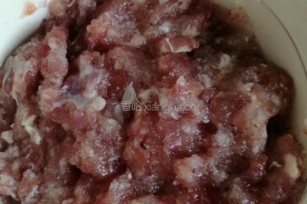洋葱牛肉千层饼的做法图解1