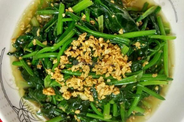 蒜蓉炒菠菜的做法图解5