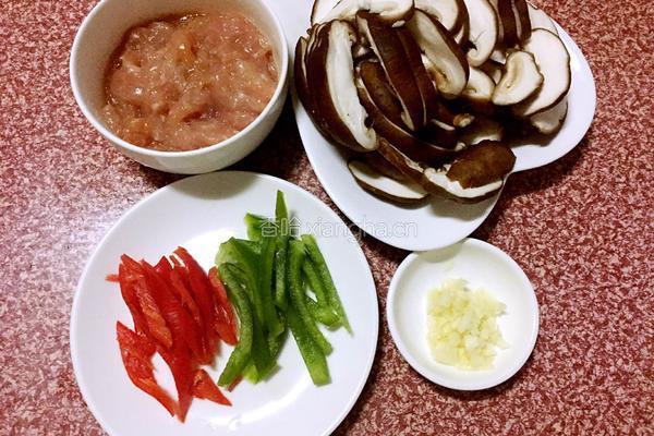 炒香菇的做法图解2