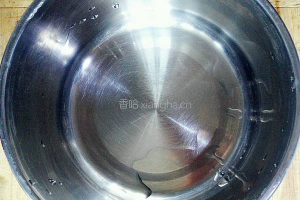 草莓酸奶的做法图解1