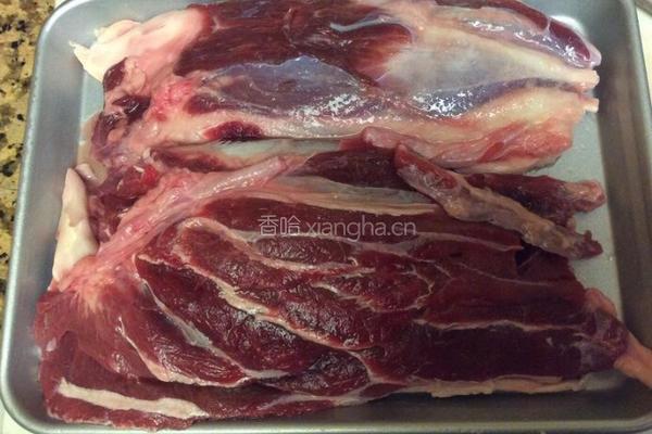 高压锅酱牛肉的做法图解1