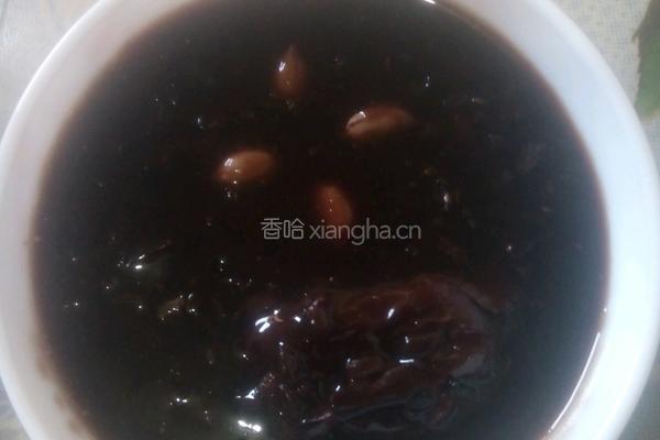 花生红枣黑米粥的做法图解3