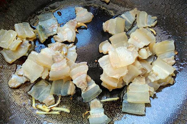 青扁豆炒腊肉的做法图解6