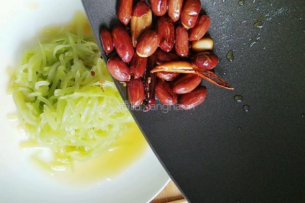 凉拌莴苣丝的做法图解10