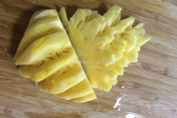 菠萝炒肉的做法图解2