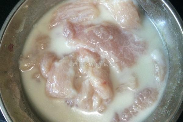 菠萝炒肉的做法图解5