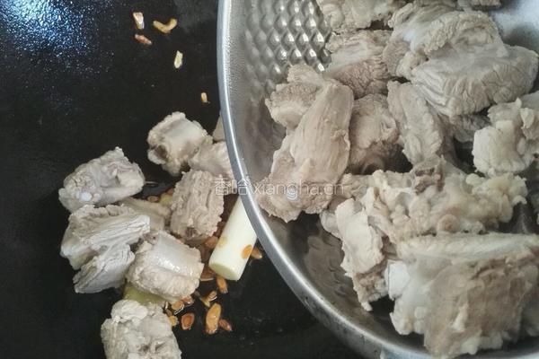 排骨炖冬瓜的做法图解12