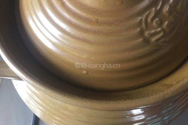 白萝卜牛腩汤的做法图解4
