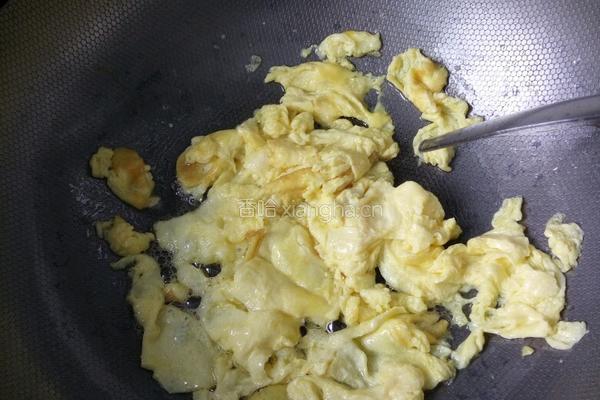 鸡蛋炒鱼籽的做法图解3