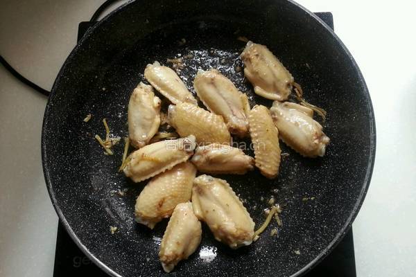酱烧鸡翅的做法图解6