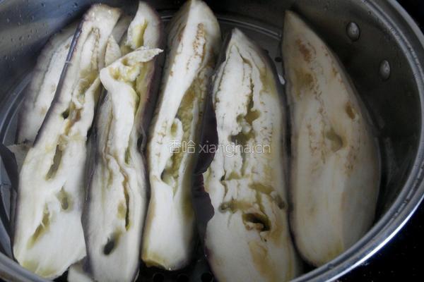 蒜蓉蒸茄子的做法图解2