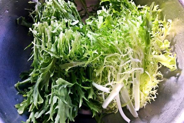 凉拌苦菊菜的做法图解2