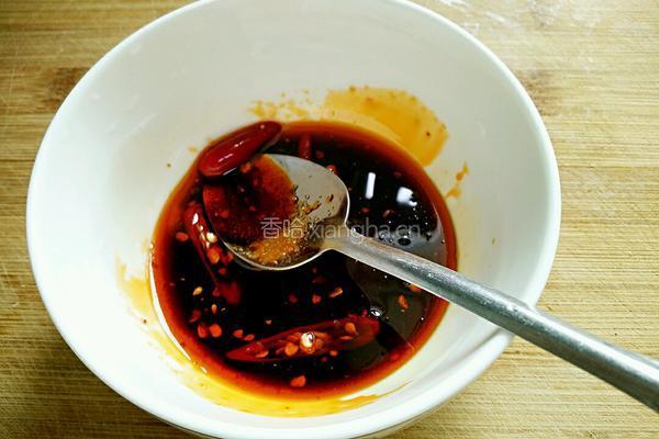红油凉拌皮蛋的做法图解4