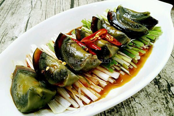 红油凉拌皮蛋的做法图解7