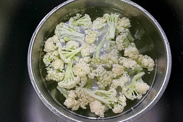 干锅菜花的做法图解2