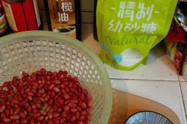 炒花生米的做法图解2