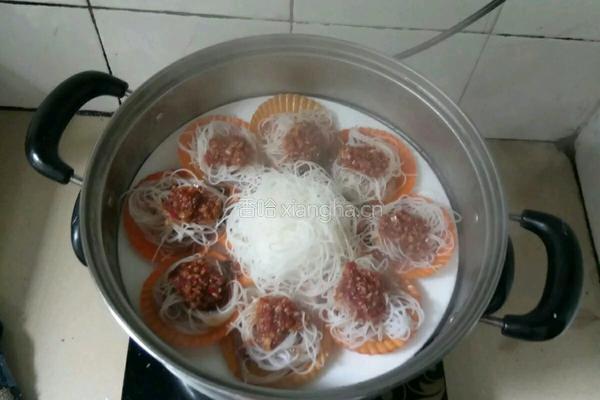 蒜蓉粉丝蒸扇贝的做法图解7