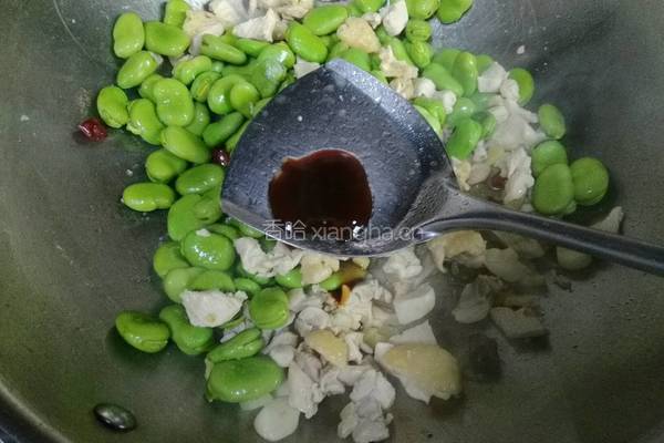 蚕豆烧鸡肉的做法图解10