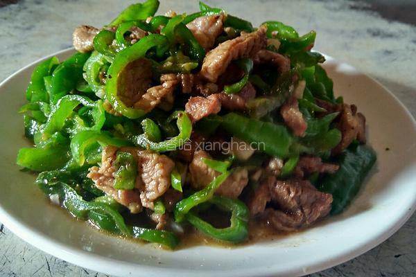 尖椒炒肉的做法图解4