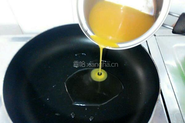 鸡蛋炒韭菜的做法图解3