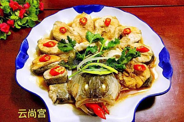 家常清蒸鲈鱼的做法图解12