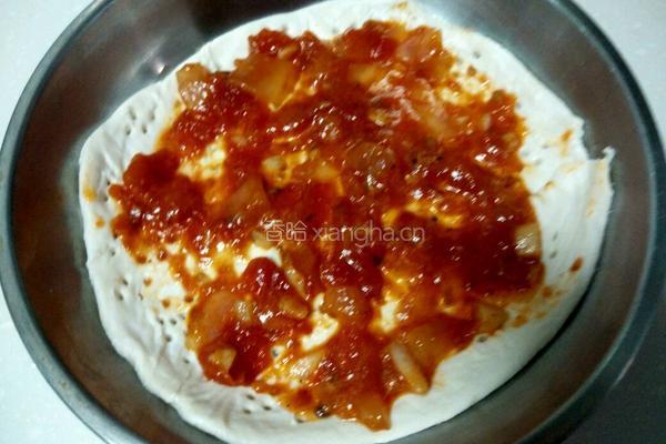 手抓饼底火腿什锦批萨的做法图解4