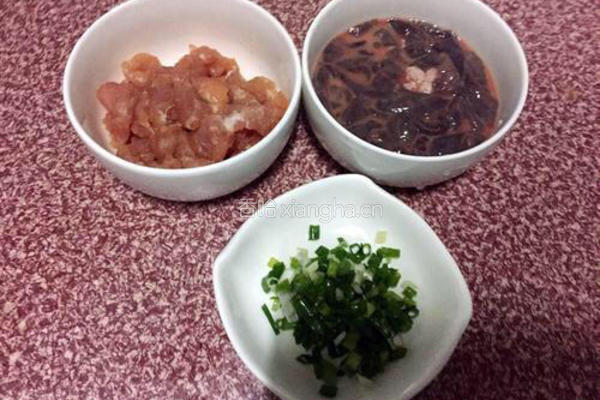 猪肝粥的做法图解3