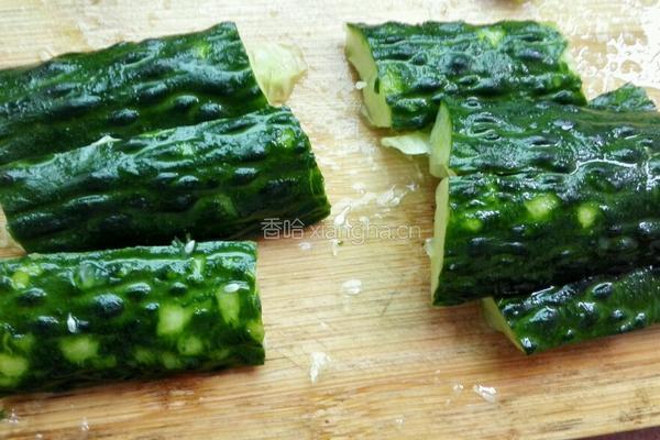 凉拌黄瓜木耳的做法图解4