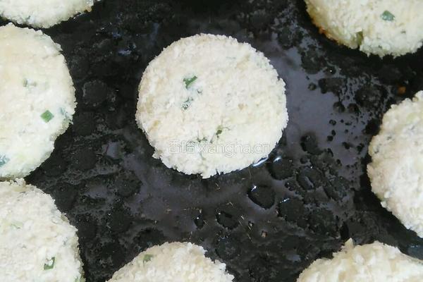 家常土豆饼的做法图解10