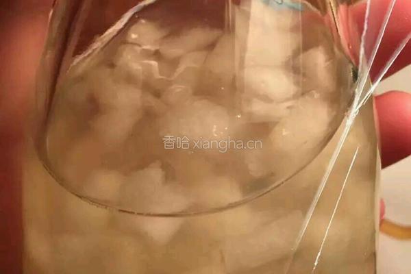 冰糖雪梨燕窝的做法图解7