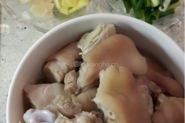 红烧香润蹄的做法图解3