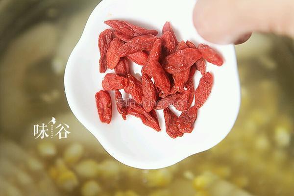 甜玉米梨子糖水的做法图解6