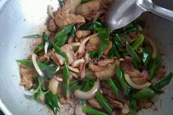 家常回锅肉的做法图解9