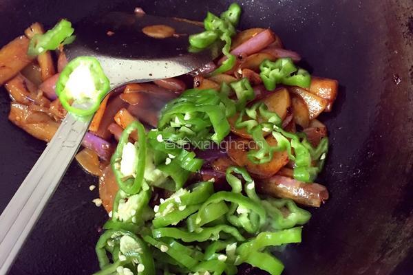 土豆烧茄子的做法图解12
