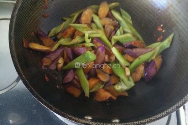 青椒茄子的做法图解6
